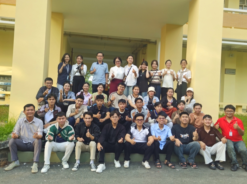  TRẢI NGHIỆM PHÒNG THÍ NGHIỆM – KẾT NỐI TRI THỨC 